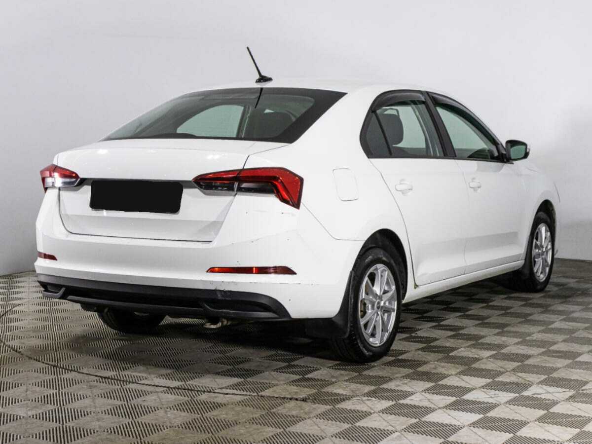 Skoda Rapid 2021 года с пробегом. Фото: #4