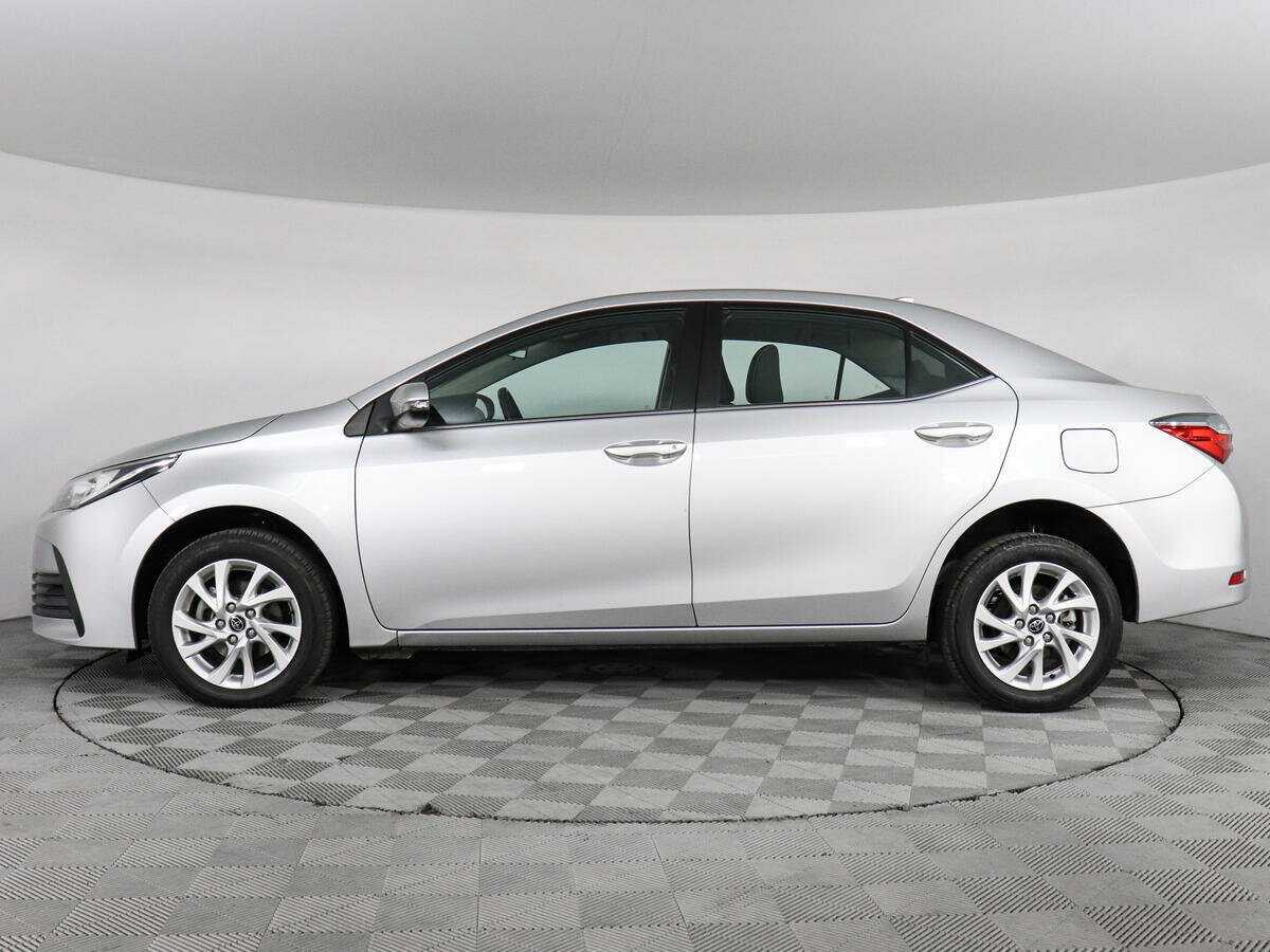 Toyota Corolla 2017 года с пробегом. Фото: #7
