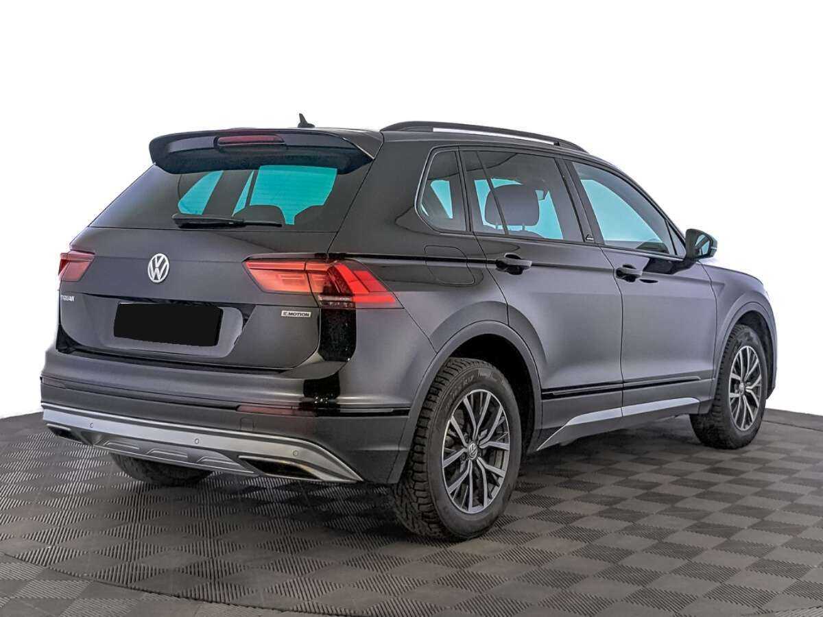 Volkswagen Tiguan 2019 года с пробегом. Фото: #4