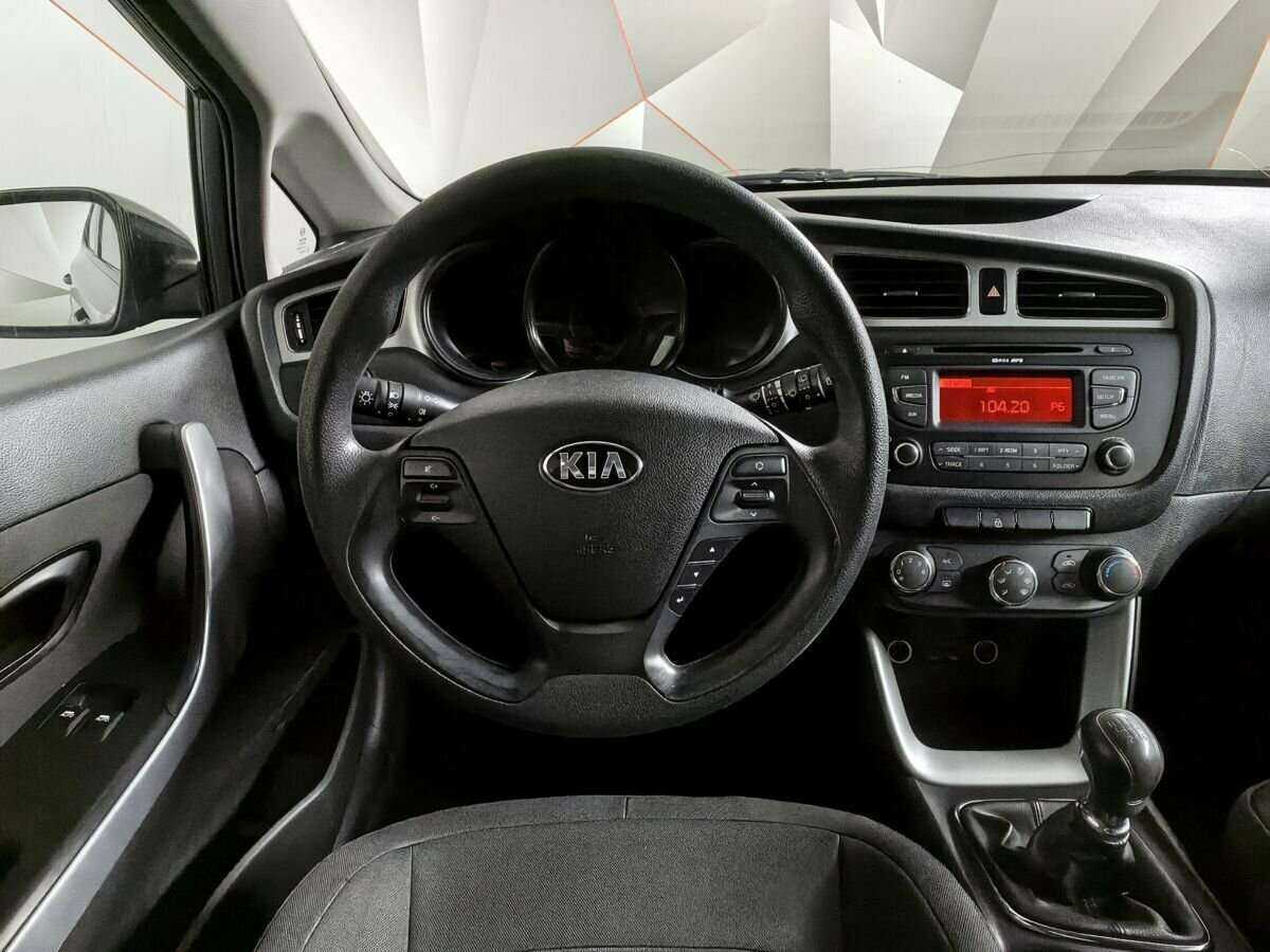 Kia Ceed 2014 года с пробегом. Фото: #14