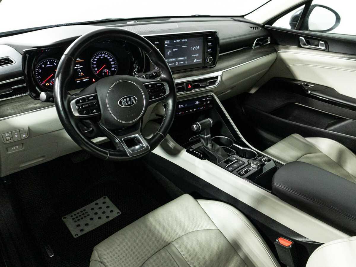 Kia K5 2021 года с пробегом. Фото: #10