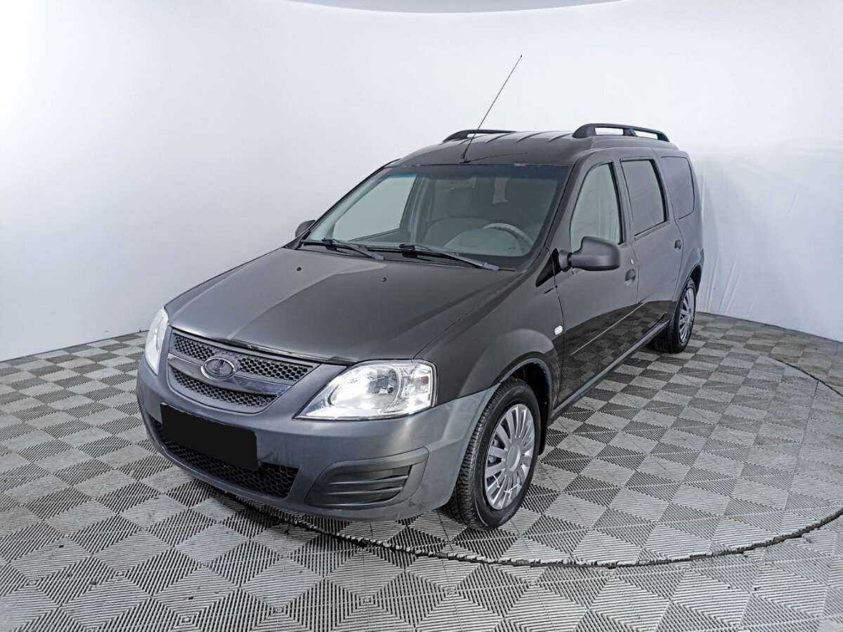 Lada (ВАЗ) Largus 2017 года с пробегом. Посмотреть фото