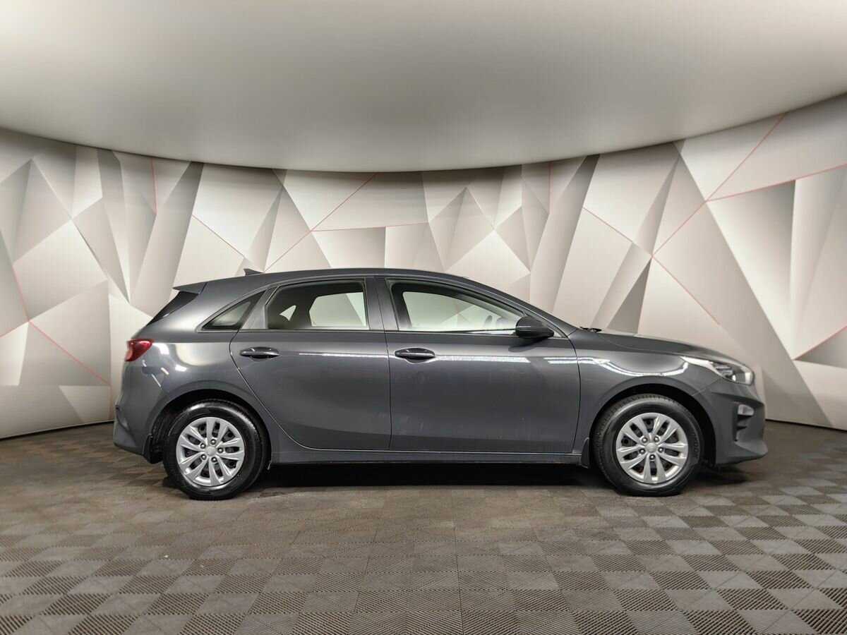 Kia Ceed 2018 года с пробегом. Фото: #5