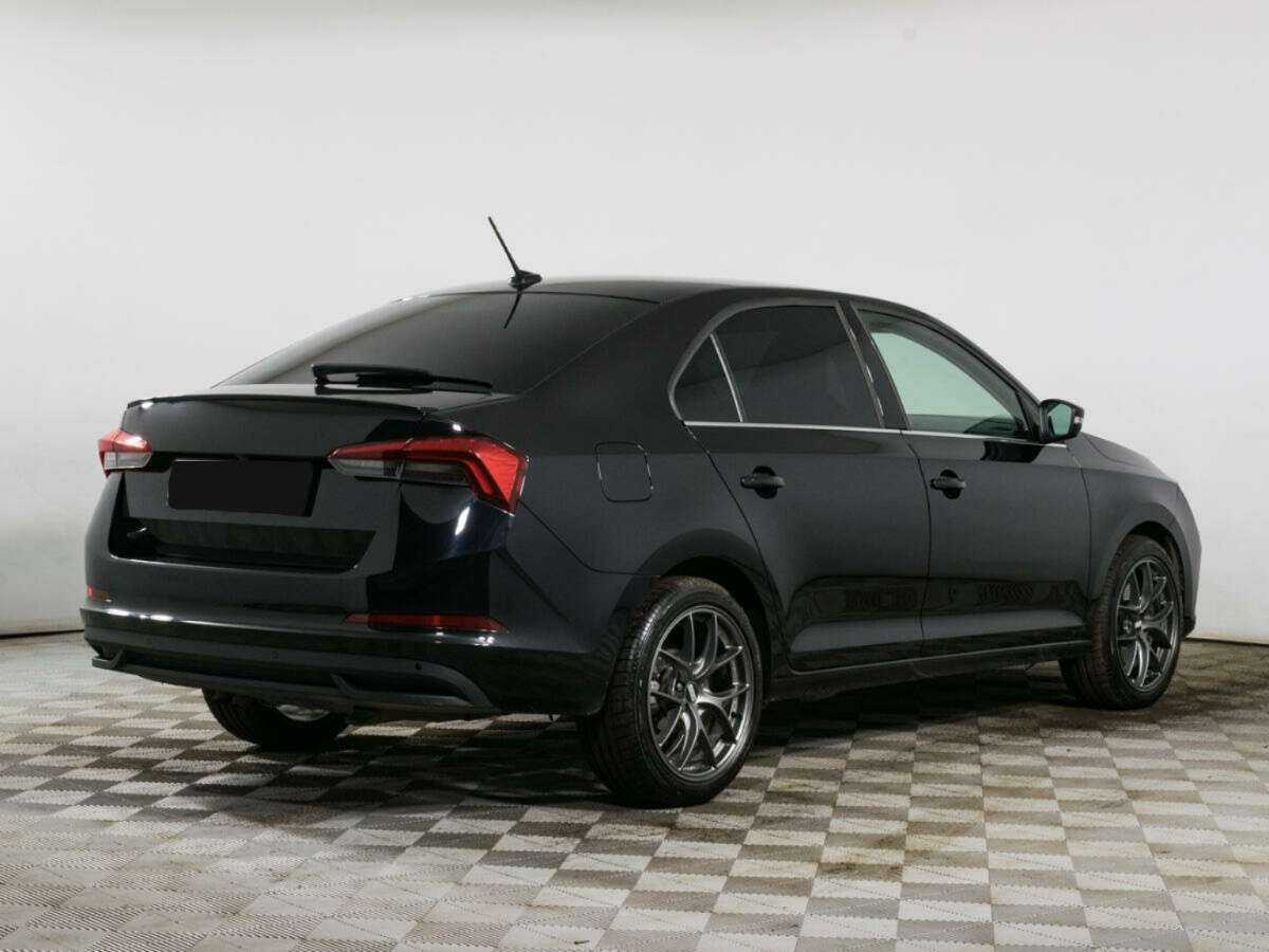 Skoda Rapid 2021 года с пробегом. Фото: #3