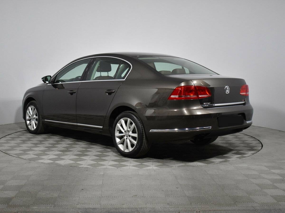 Volkswagen Passat 2012 года с пробегом. Фото: #6