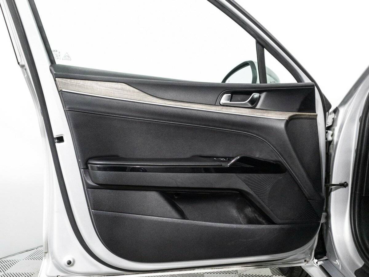 Kia K5 2020 года с пробегом. Фото: #27