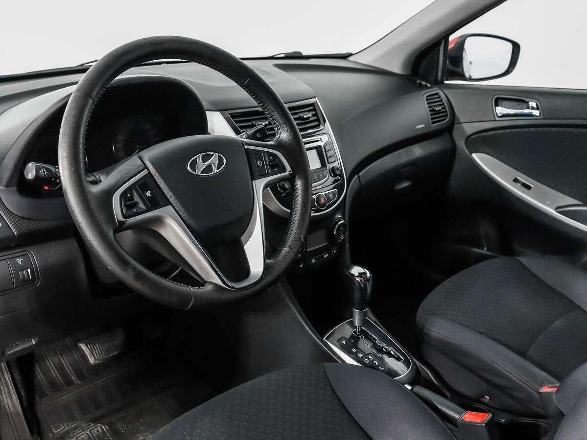 Hyundai Solaris 2012 года с пробегом. Фото: #8