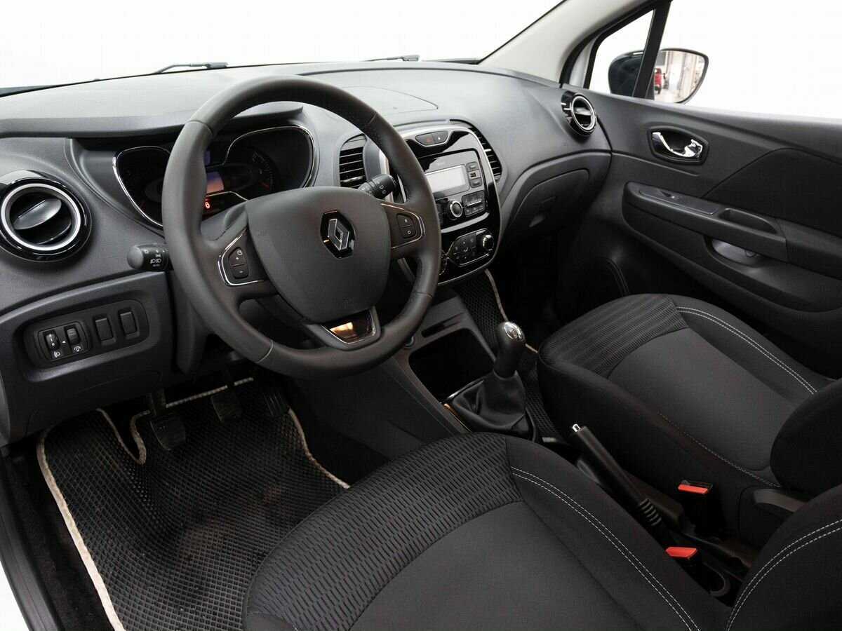 Renault Kaptur 2017 года с пробегом. Фото: #6