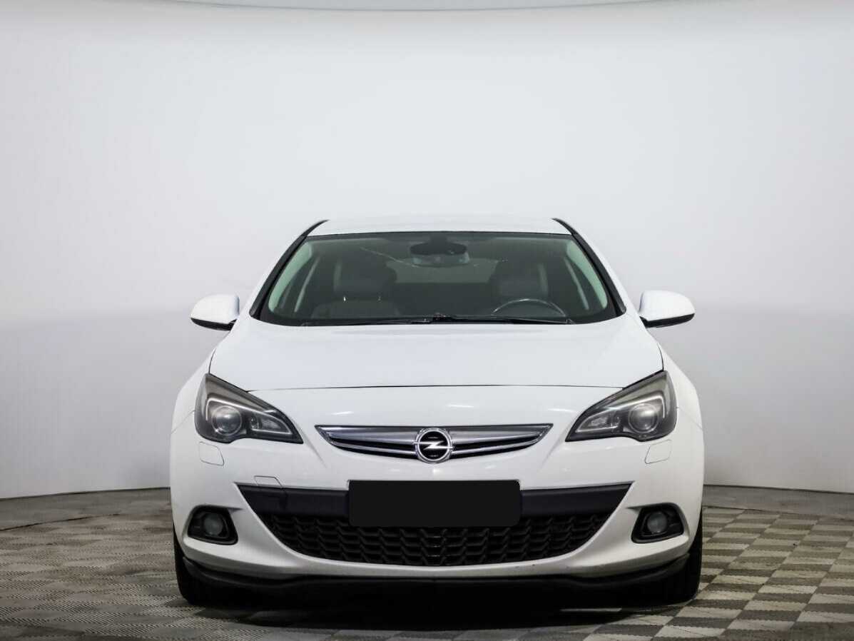 Opel Astra 2012 года с пробегом. Фото: #0