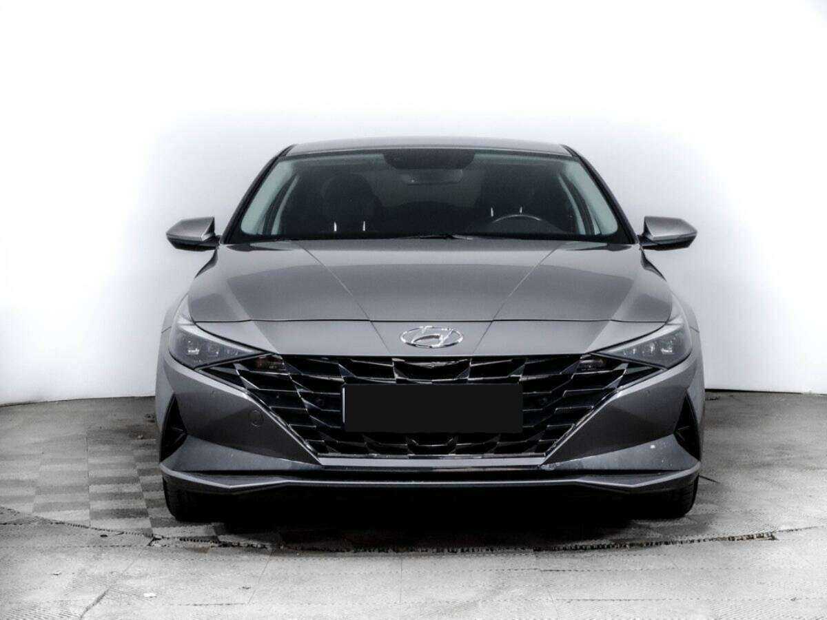 Hyundai Elantra 2021 года с пробегом. Фото: #1