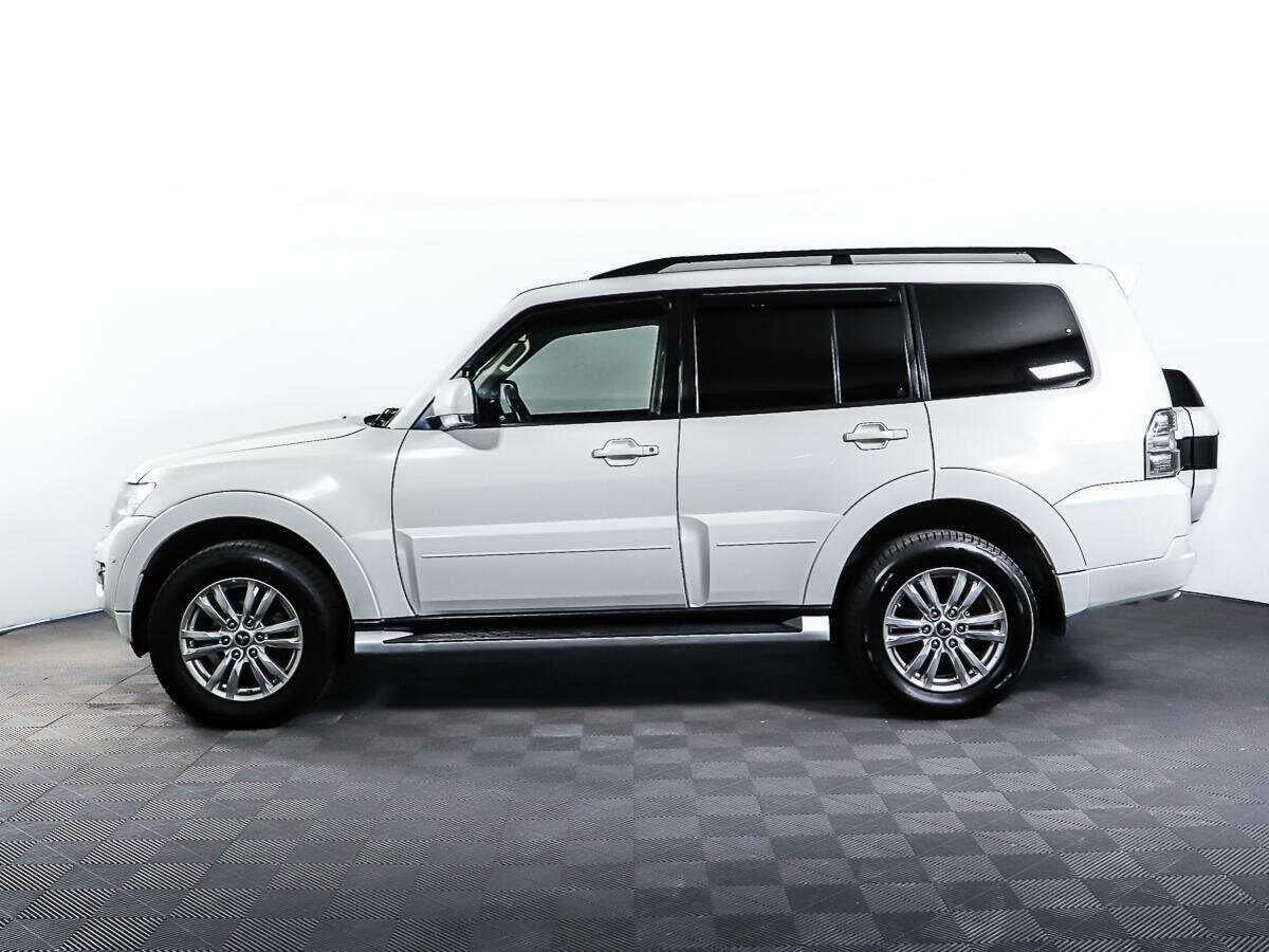 Mitsubishi Pajero 2014 года с пробегом. Фото: #5