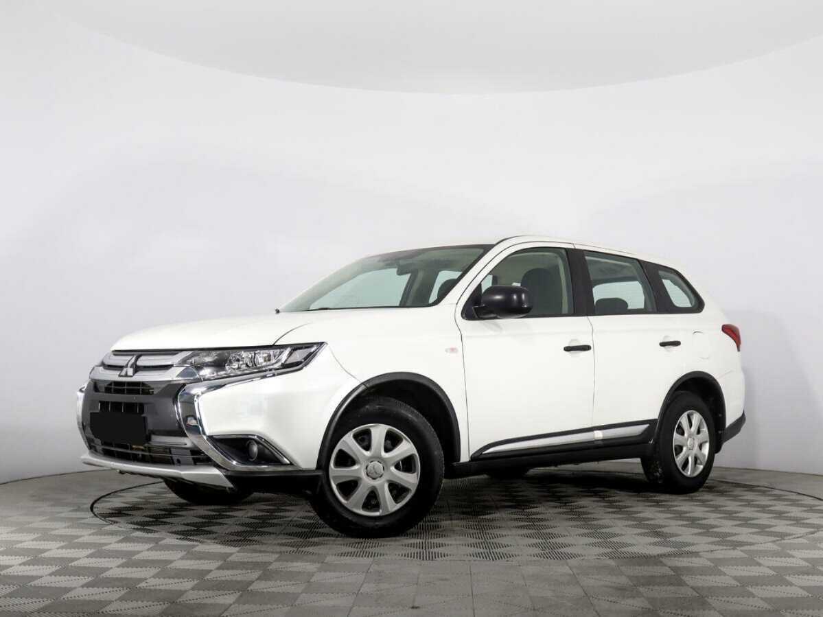Mitsubishi Outlander 2018 года с пробегом. Фото: #0