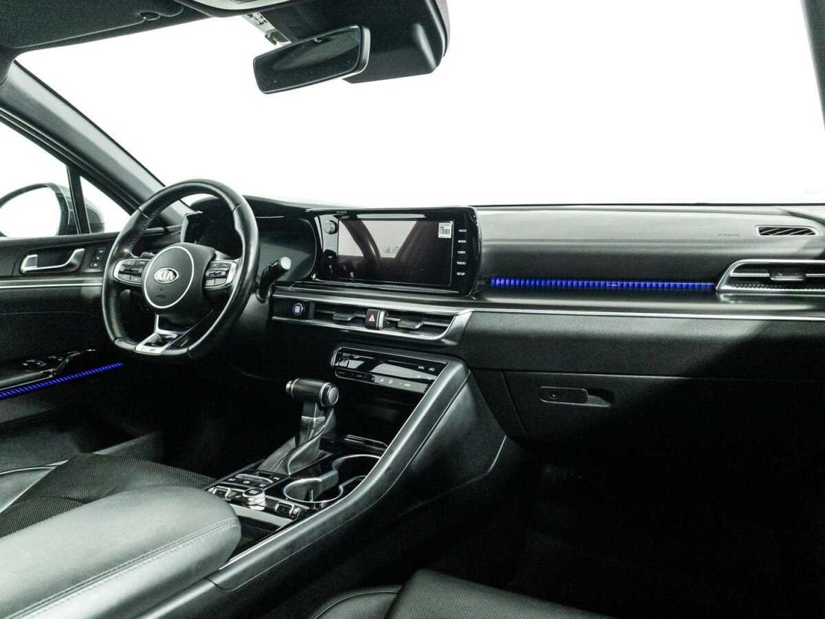 Kia K5 2021 года с пробегом. Фото: #8