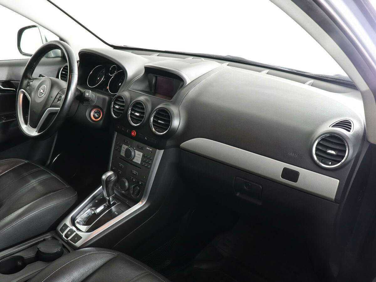 Opel Antara 2013 года с пробегом. Фото: #8