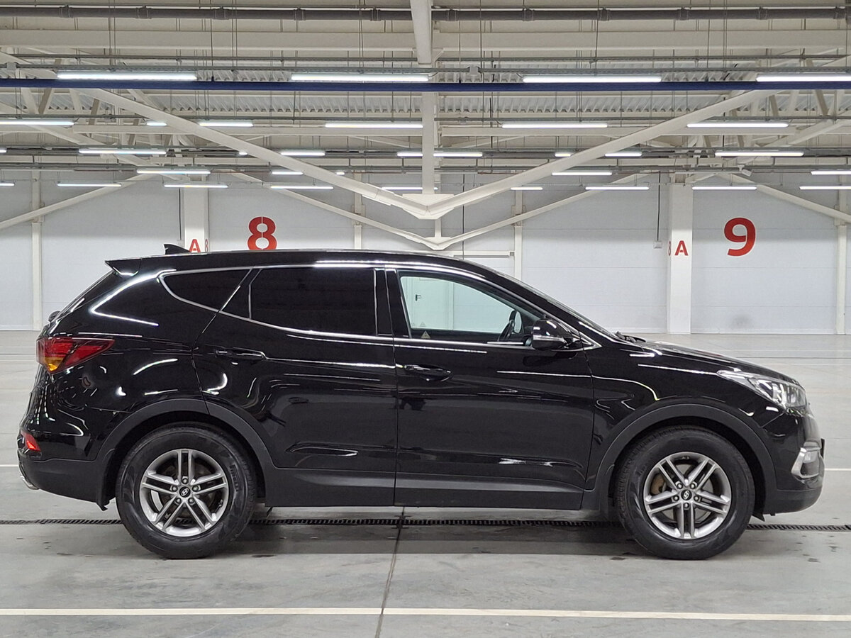 Hyundai Santa Fe 2018 года с пробегом. Фото: #3