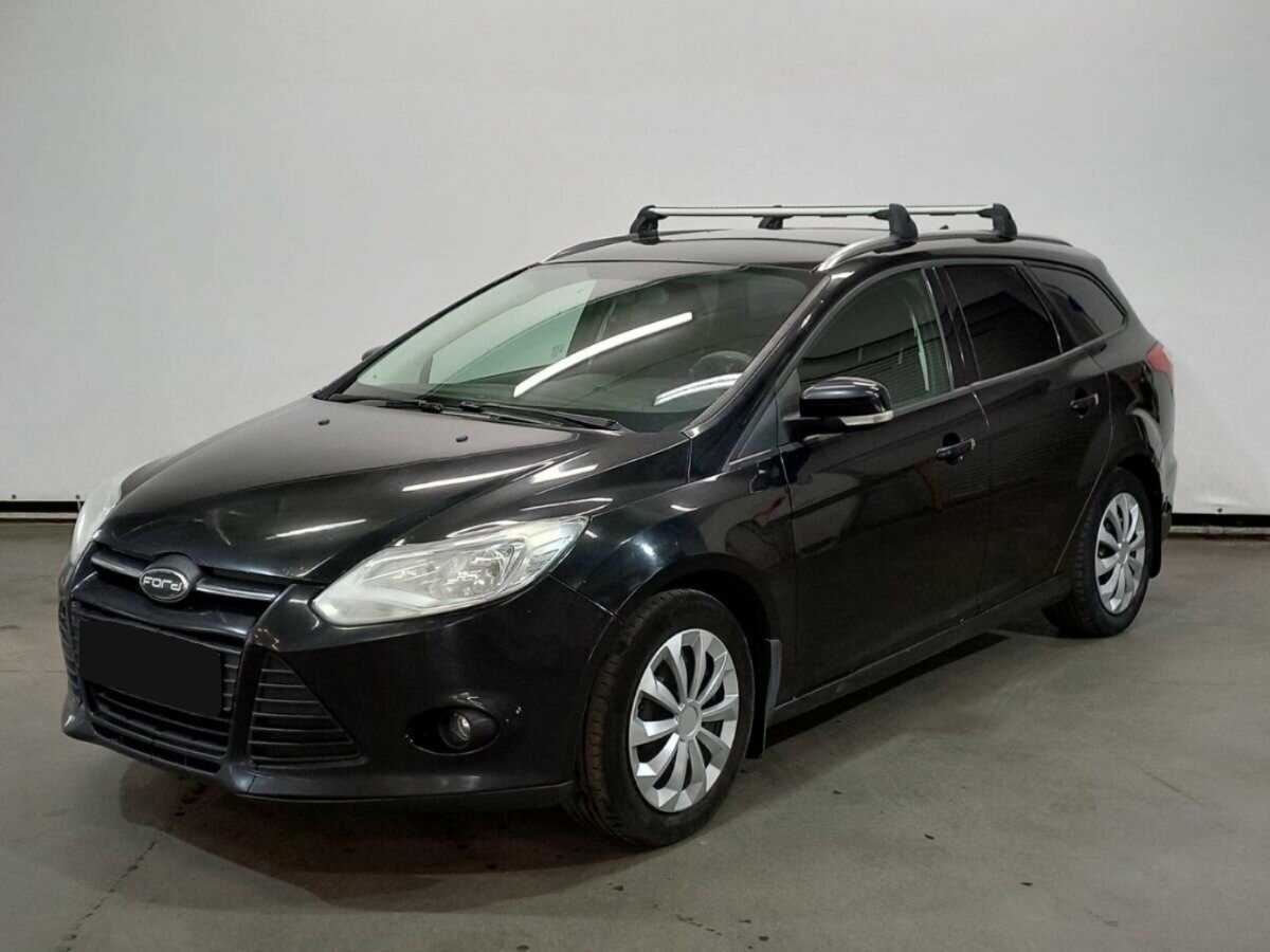 Ford Focus 2013 года с пробегом. Посмотреть фото