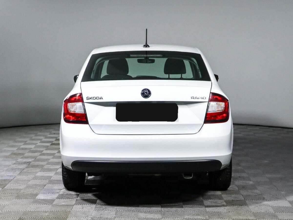 Skoda Rapid 2019 года с пробегом. Фото: #4