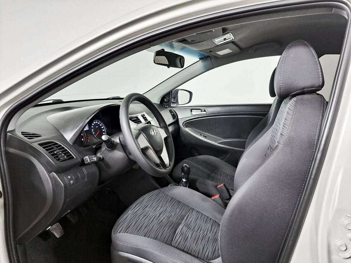 Hyundai Solaris 2015 года с пробегом. Фото: #10