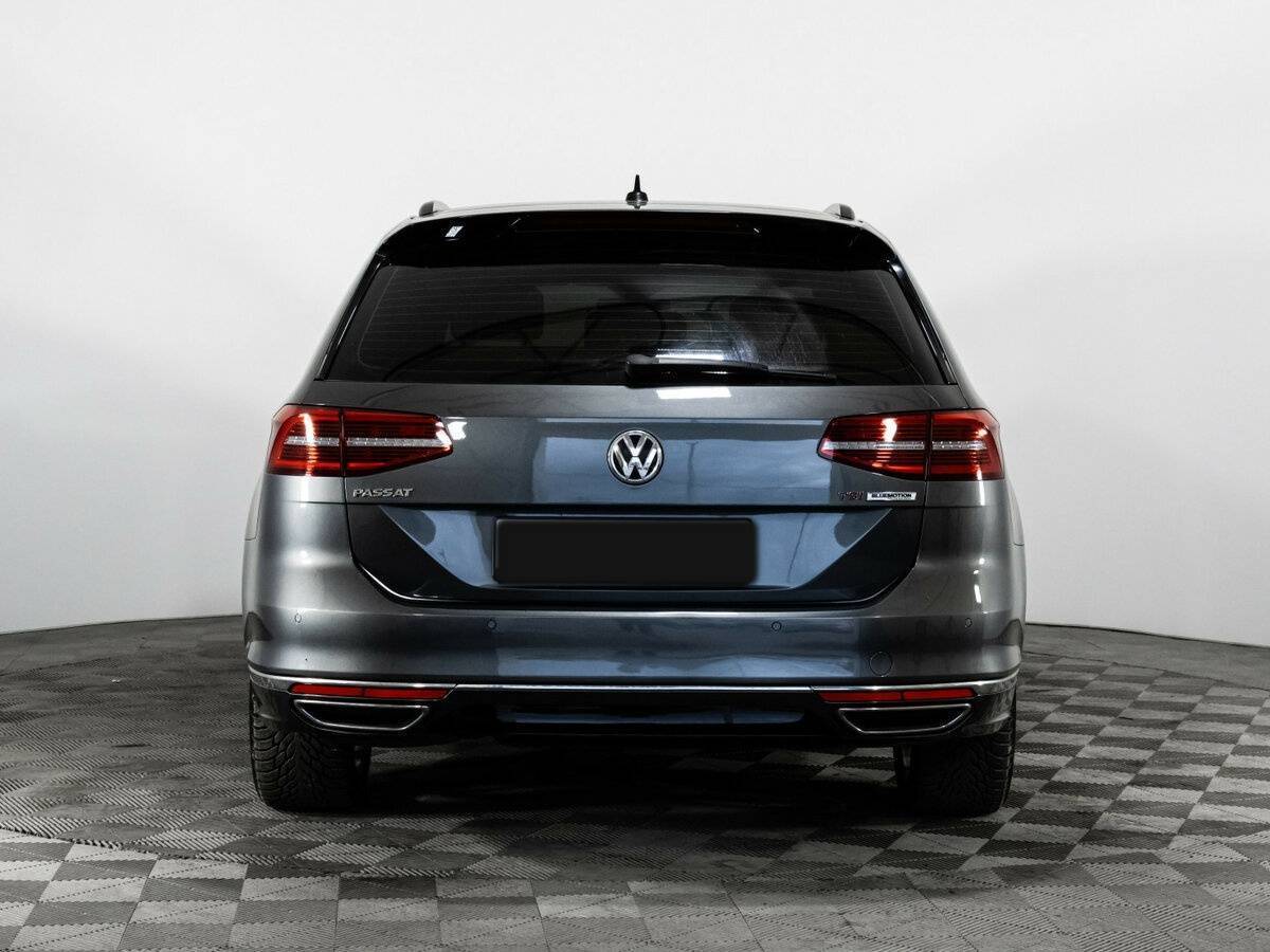 Volkswagen Passat 2016 года с пробегом. Фото: #5
