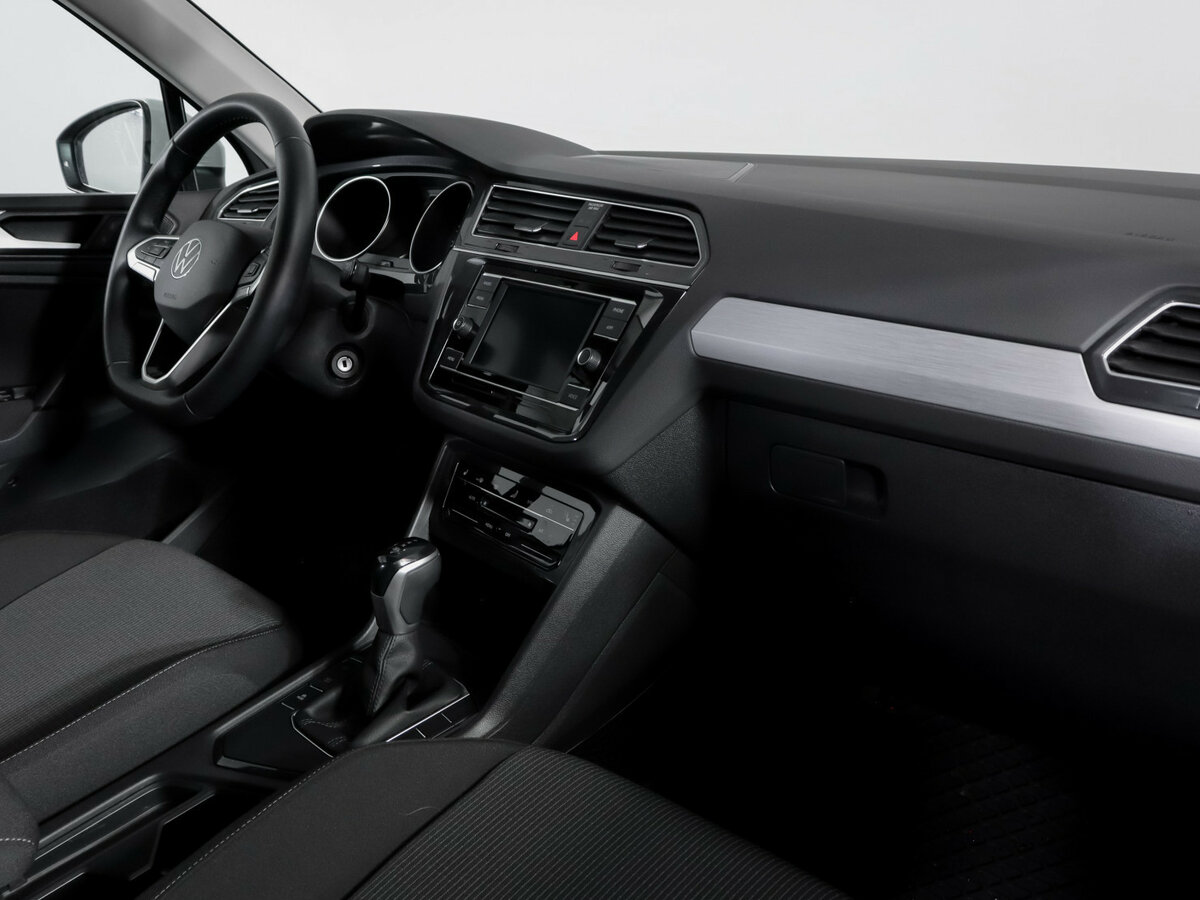Volkswagen Tiguan 2021 года с пробегом. Фото: #8