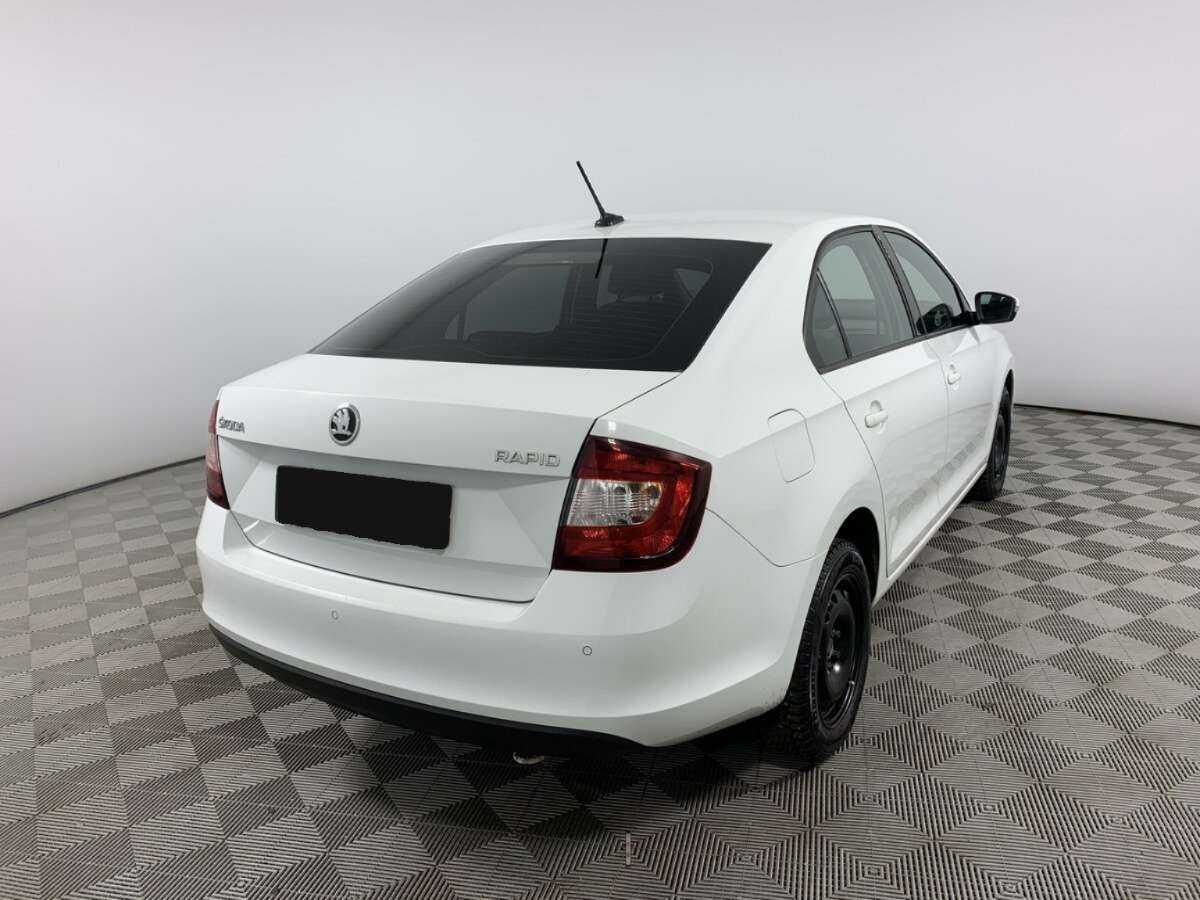 Skoda Rapid 2019 года с пробегом. Фото: #4