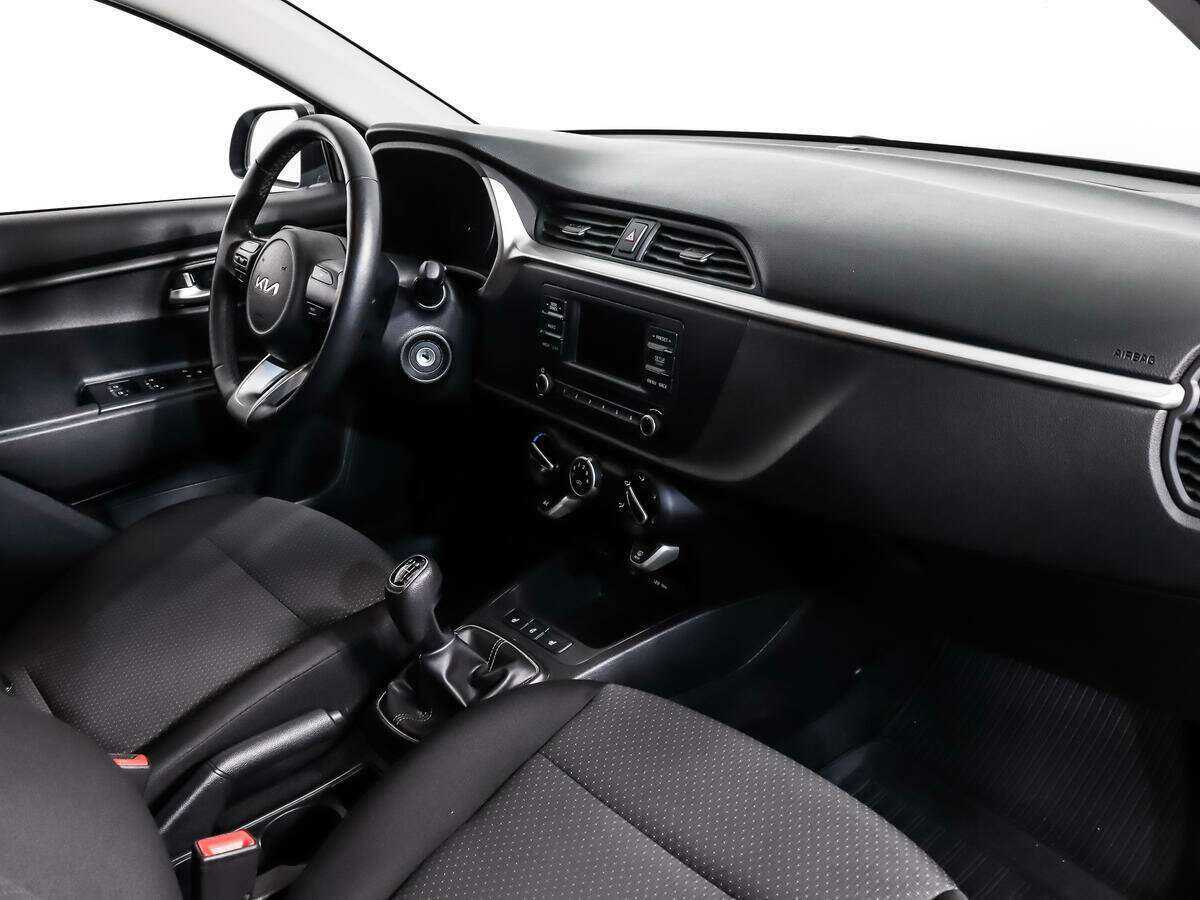 Kia Rio 2021 года с пробегом. Фото: #10