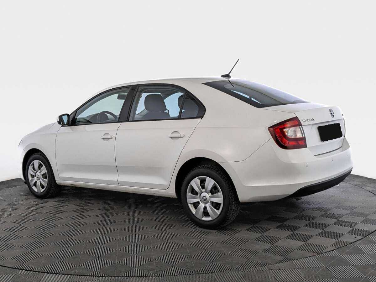 Skoda Rapid 2018 года с пробегом. Фото: #6
