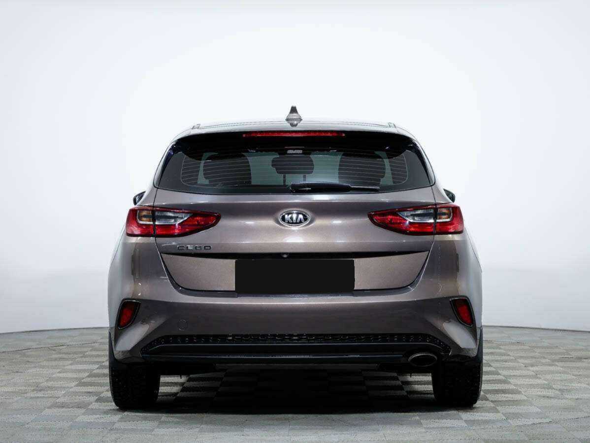 Kia Ceed 2018 года с пробегом. Фото: #4