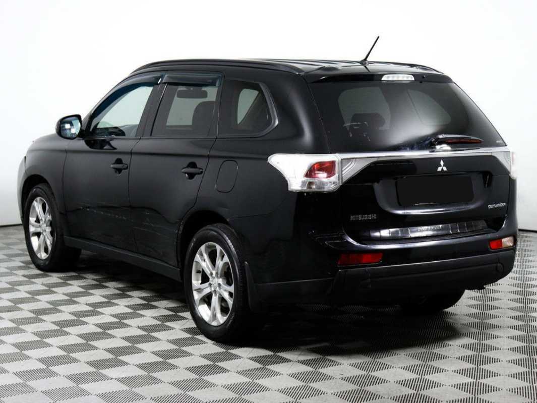 Mitsubishi Outlander 2013 года с пробегом. Фото: #6