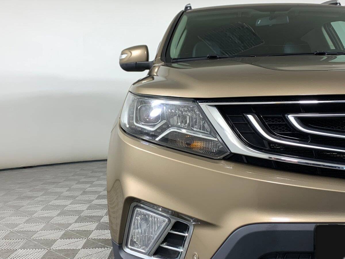 Geely Emgrand X7 2020 года с пробегом. Фото: #8