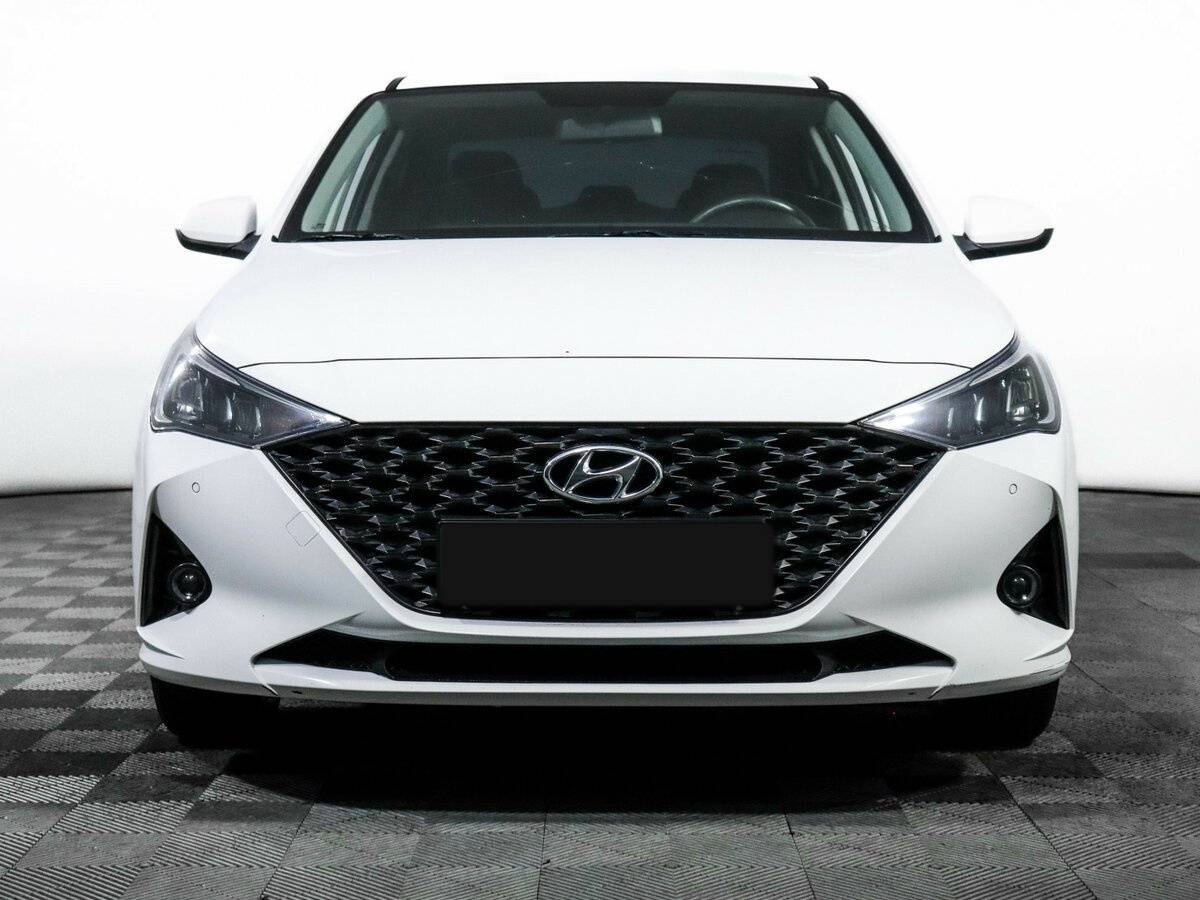 Hyundai Solaris 2021 года с пробегом. Фото: #1