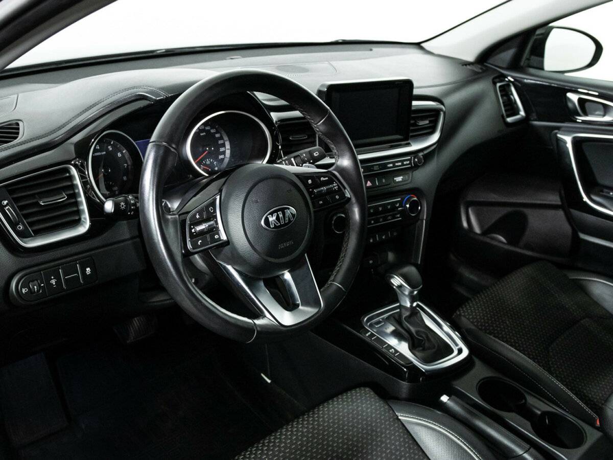 Kia Ceed 2019 года с пробегом. Фото: #10