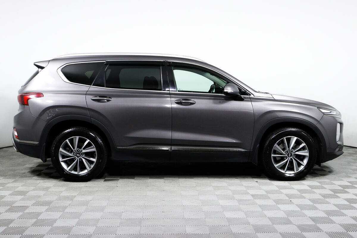 Hyundai Santa Fe 2019 года с пробегом. Фото: #3