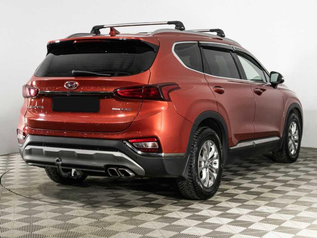 Hyundai Santa Fe 2019 года с пробегом. Фото: #4