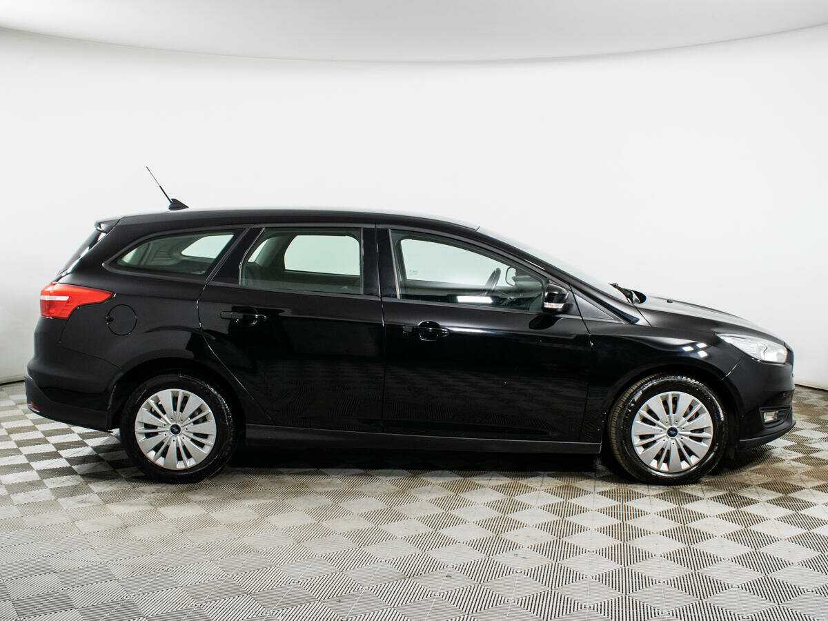 Ford Focus 2018 года с пробегом. Фото: #3