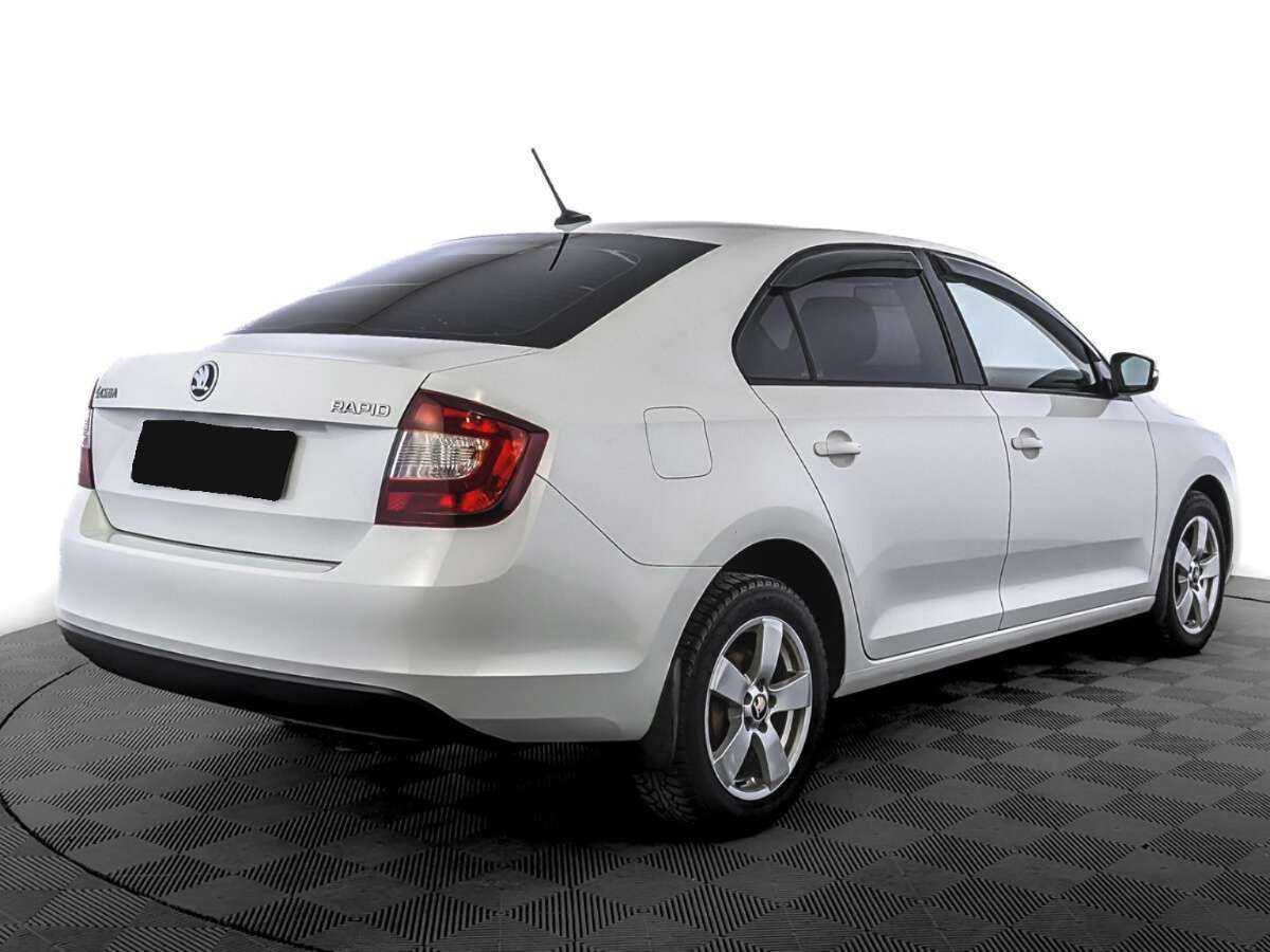 Skoda Rapid 2017 года с пробегом. Фото: #4