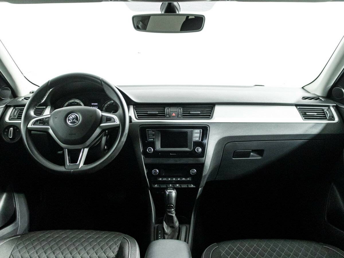Skoda Rapid 2016 года с пробегом. Фото: #12