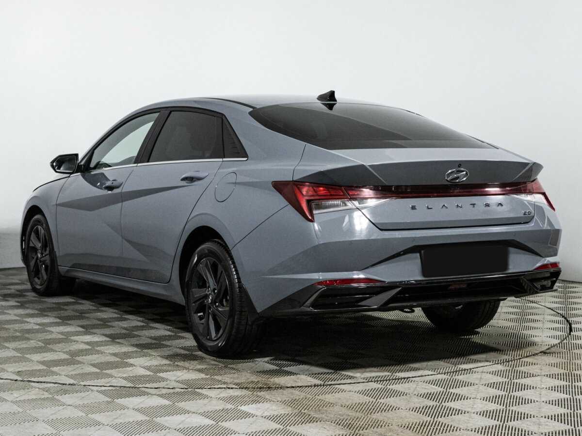 Hyundai Elantra 2021 года с пробегом. Фото: #6