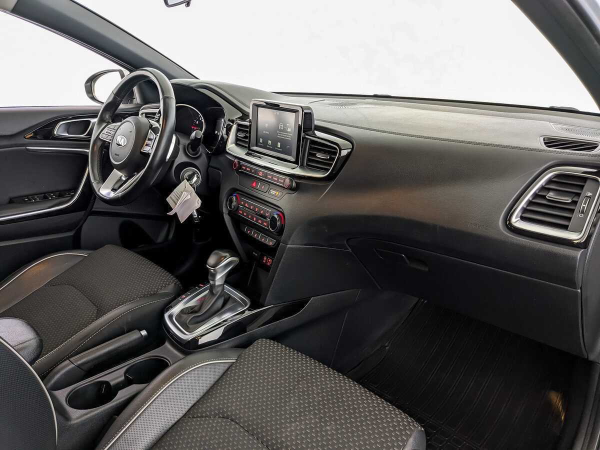 Kia Ceed 2018 года с пробегом. Фото: #8