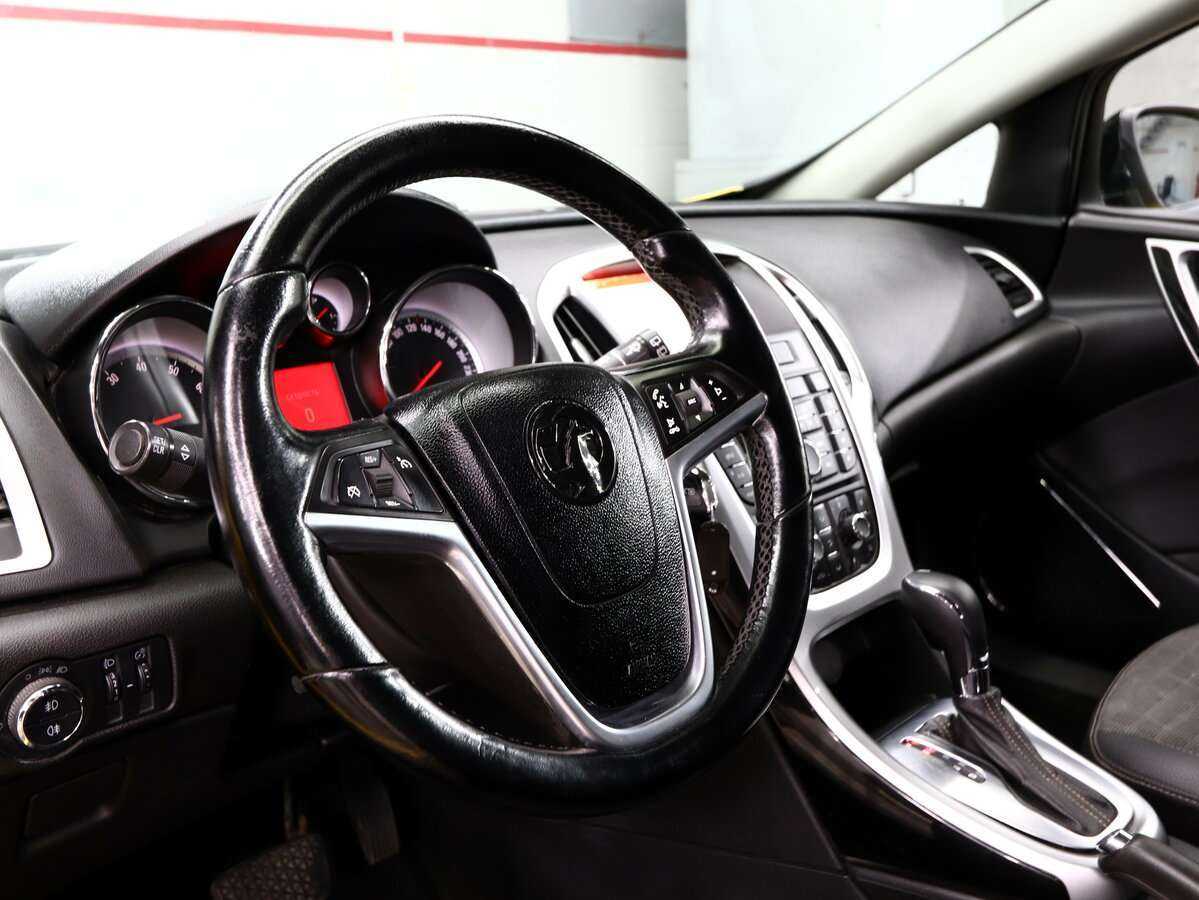 Opel Astra 2014 года с пробегом. Фото: #9