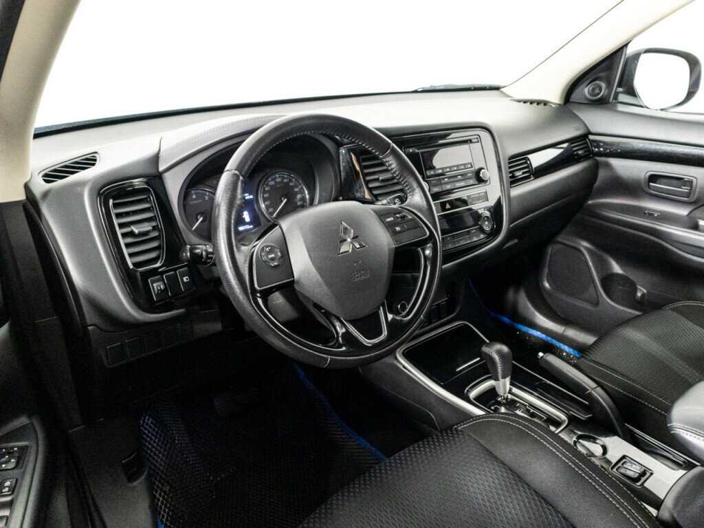 Mitsubishi Outlander 2019 года с пробегом. Фото: #10