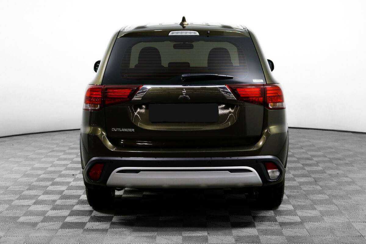 Mitsubishi Outlander 2020 года с пробегом. Фото: #5