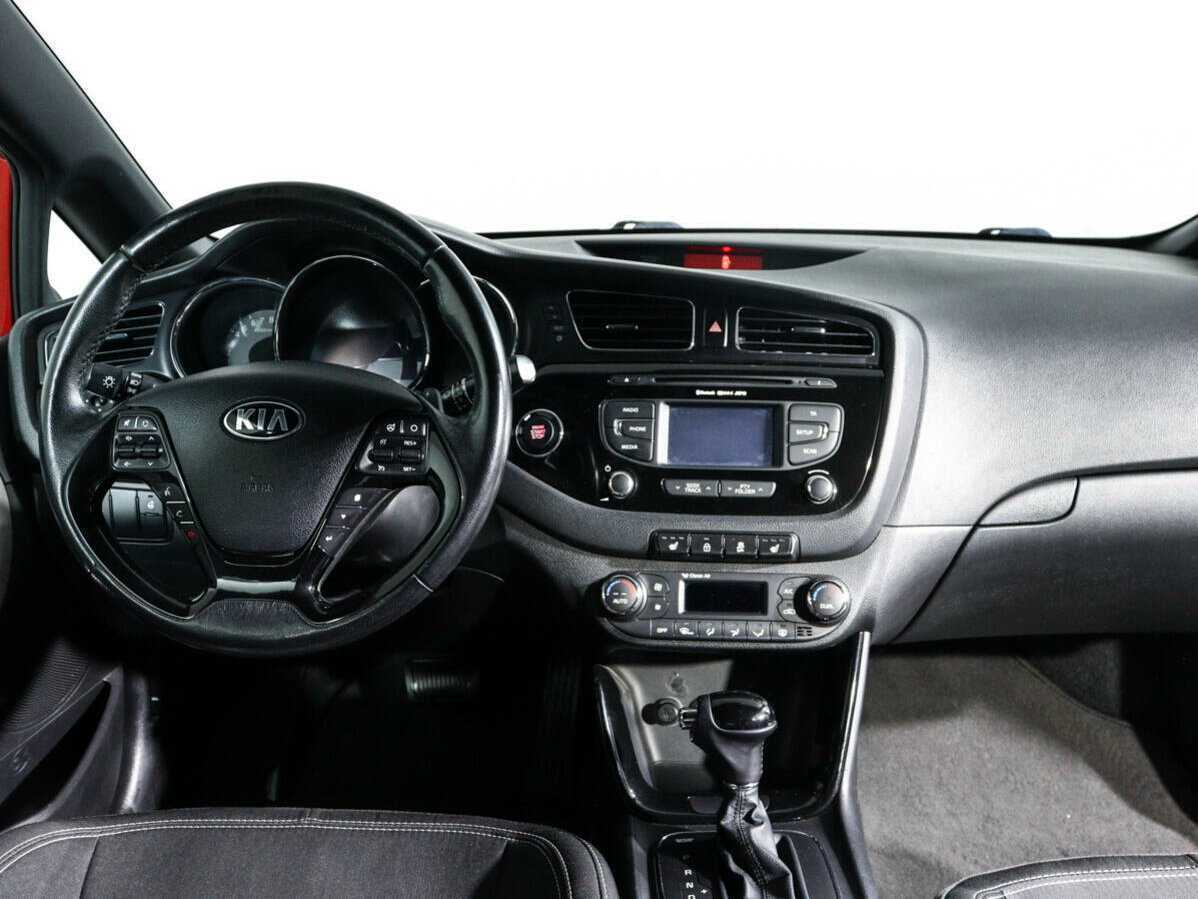 Kia Ceed 2013 года с пробегом. Фото: #9