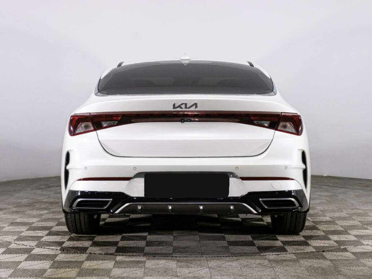 Kia K5 2021 года с пробегом. Фото: #4