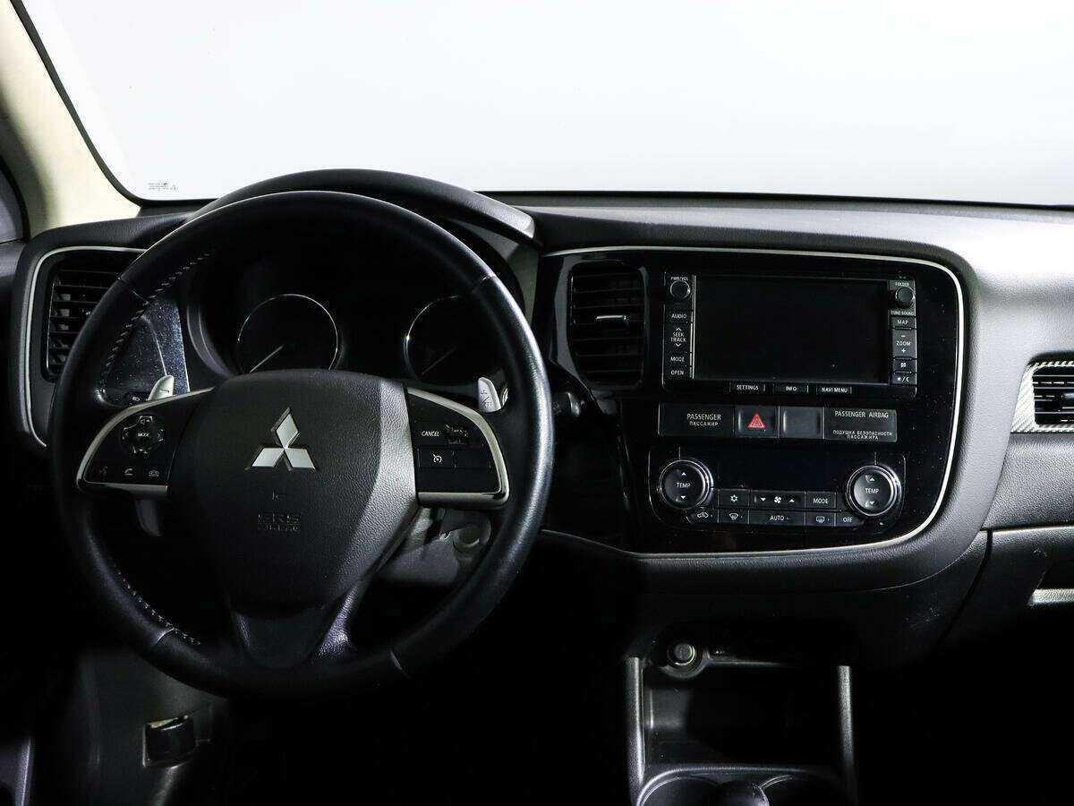 Mitsubishi Outlander 2013 года с пробегом. Фото: #8