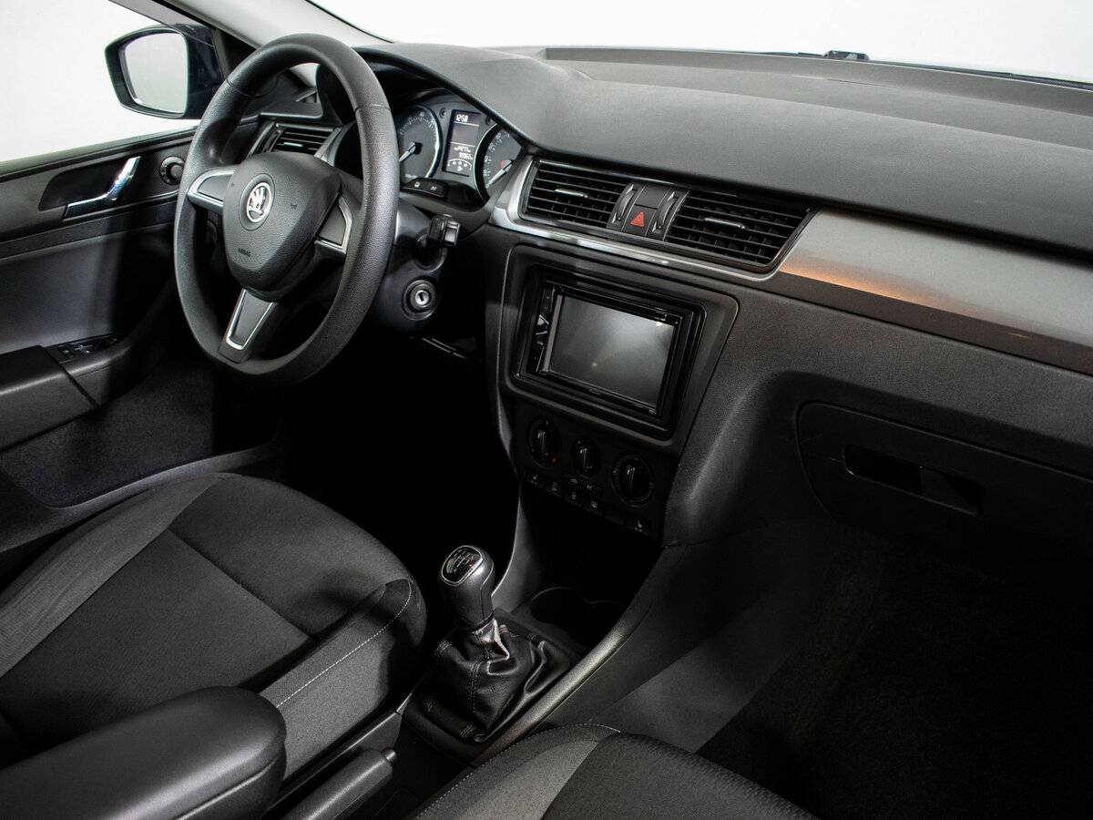 Skoda Rapid 2014 года с пробегом. Фото: #8