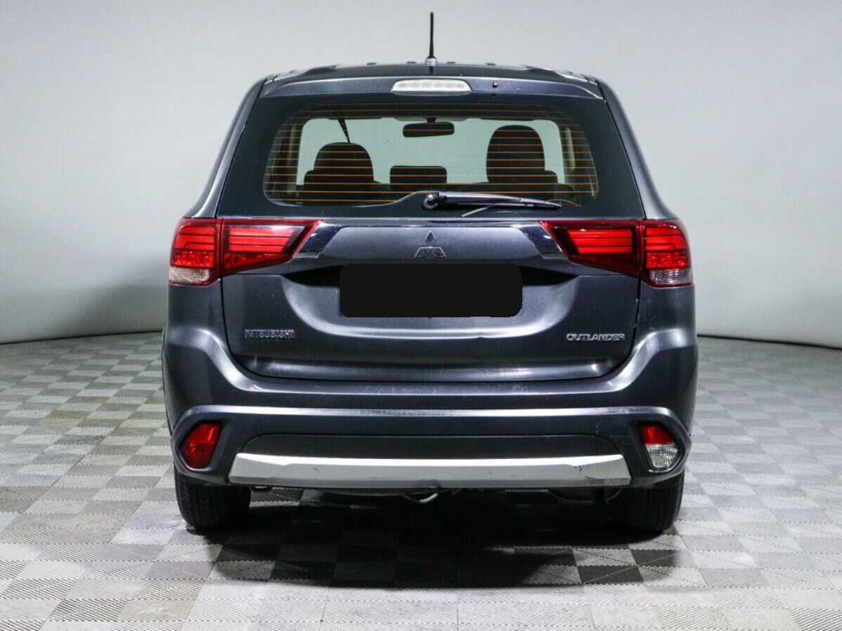 Mitsubishi Outlander 2015 года с пробегом. Фото: #4