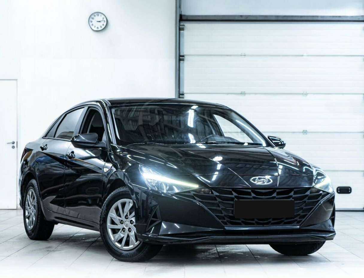 Hyundai Elantra 2021 года с пробегом. Фото: #1