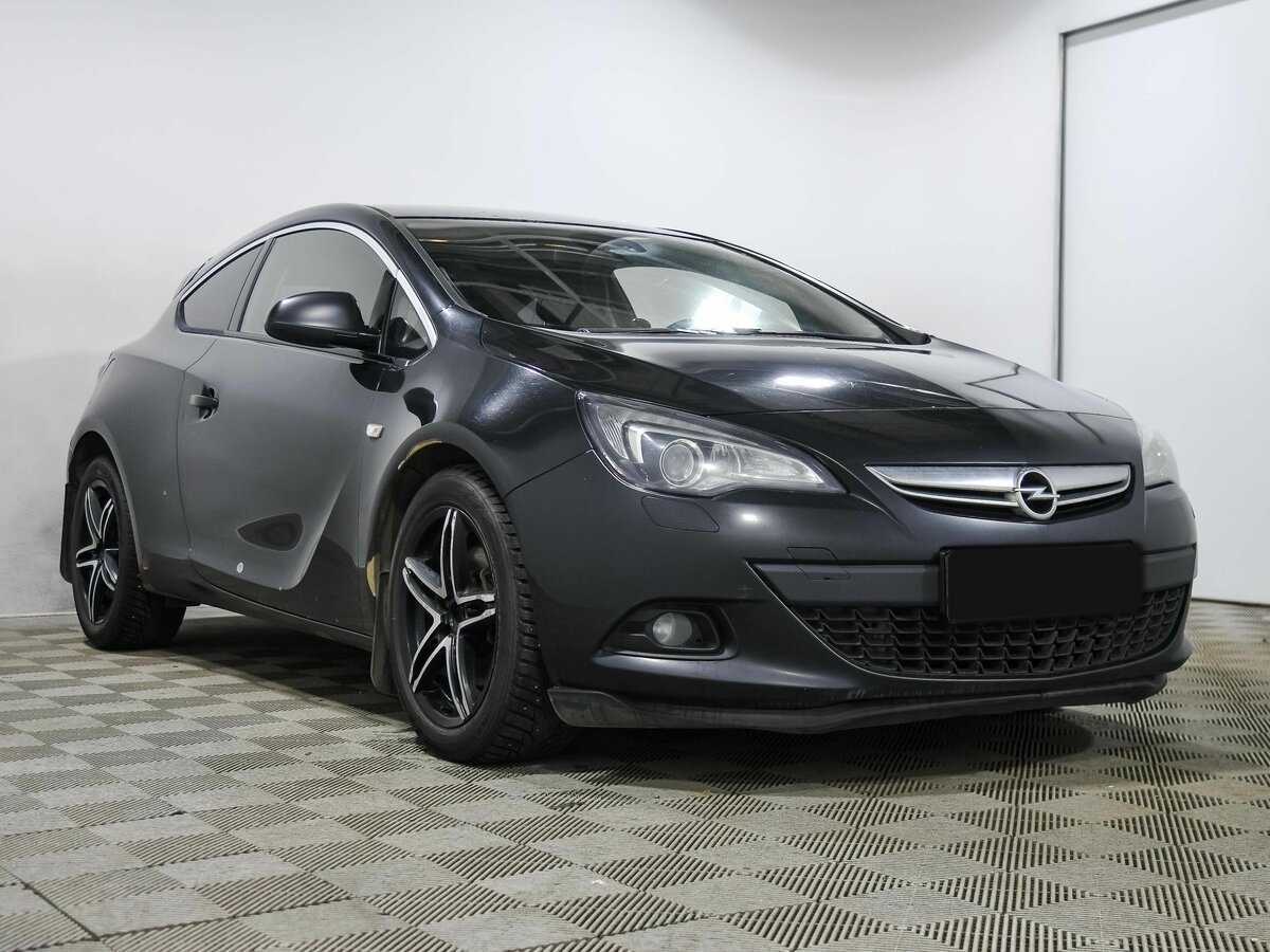 Opel Astra 2012 года с пробегом. Фото: #2
