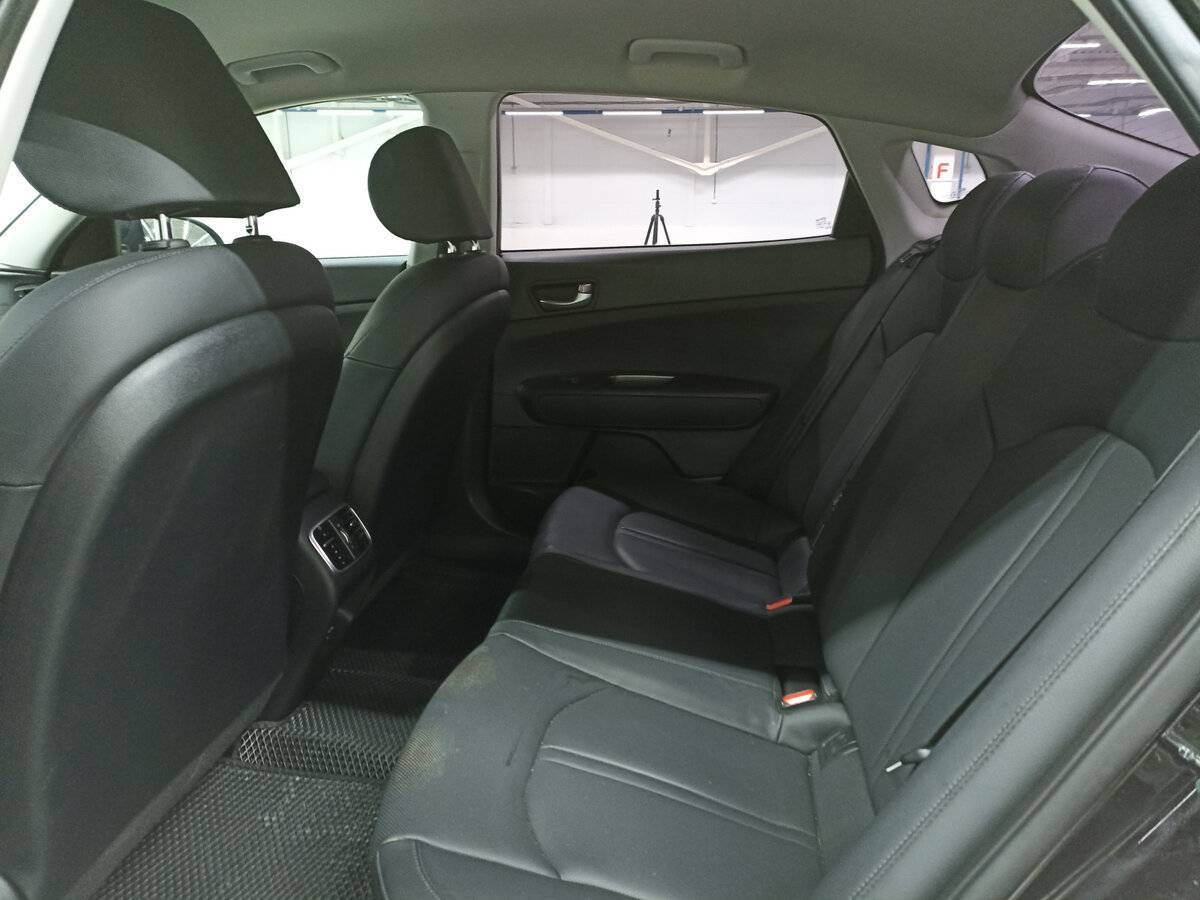 Kia K5 2019 года с пробегом. Фото: #11